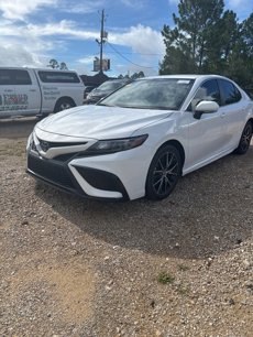 Used 2024 Toyota Camry SE