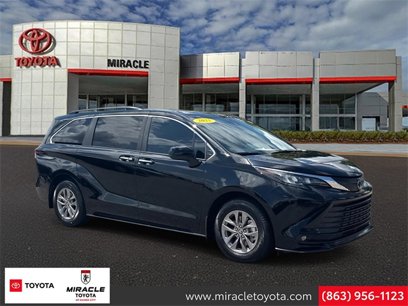 Used 2025 Toyota Sienna XLE