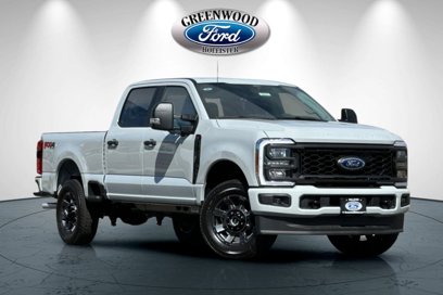 New 2025 Ford F250 4x4 Crew Cab Super Duty