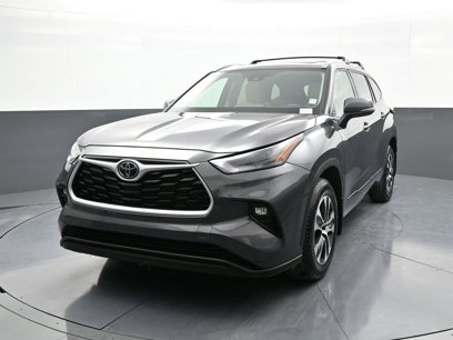 Used 2022 Toyota Highlander XLE