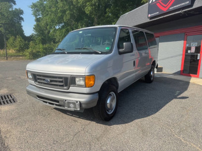 Used 2004 Ford E-350 and Econoline 350 XL