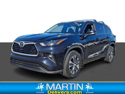 Used 2023 Toyota Highlander XLE