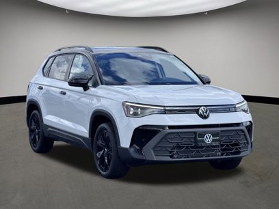 New 2025 Volkswagen Taos SE