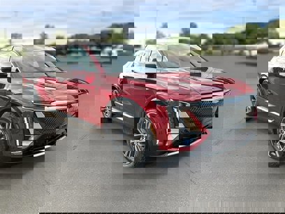 New 2025 Cadillac Lyriq Luxury