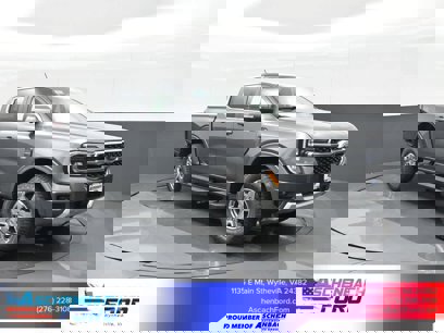 New 2025 Ford Ranger Lariat w/ FX4 Off-Road Package