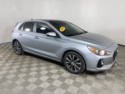 Used 2020 Hyundai Elantra GT w/ Style Package 02