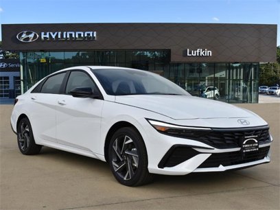 New 2025 Hyundai Elantra SEL w/ Cargo Package