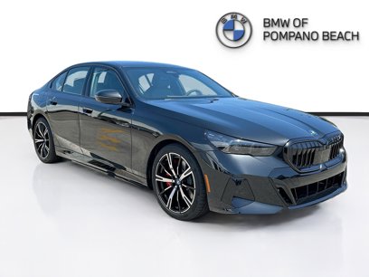 New 2025 BMW 550e xDrive w/ Premium Package