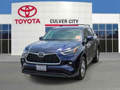Used 2022 Toyota Highlander LE