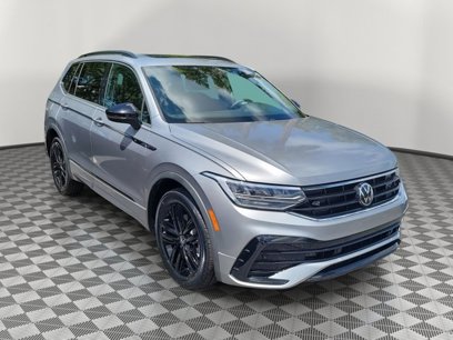 Used 2022 Volkswagen Tiguan SE R-Line