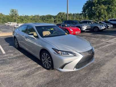 Certified 2021 Lexus ES 350 w/ Premium Package