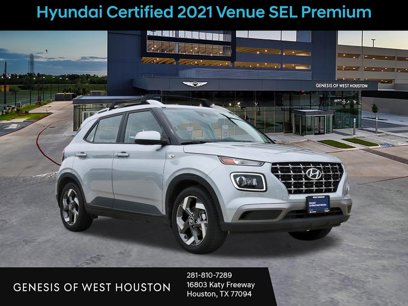 Certified 2021 Hyundai Venue SEL w/ Premium Package