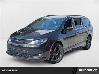 Used 2019 Chrysler Pacifica Touring-L Plus w/ Advanced Safetytec Group