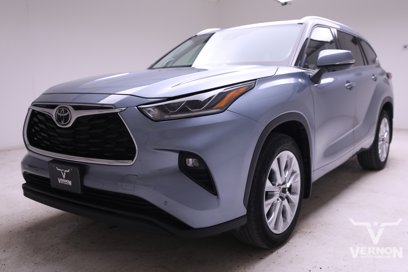 Used 2023 Toyota Highlander Limited