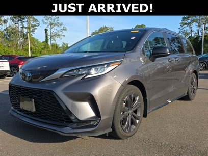 Used 2022 Toyota Sienna XSE