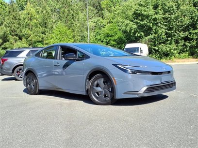 Used 2023 Toyota Prius LE