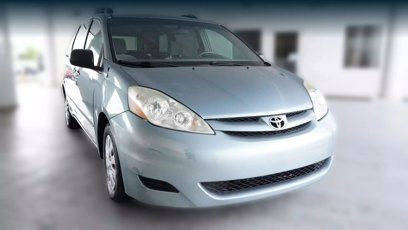 Used 2007 Toyota Sienna CE