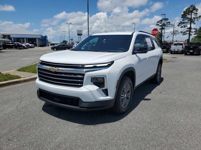 New 2025 Chevrolet Traverse LT