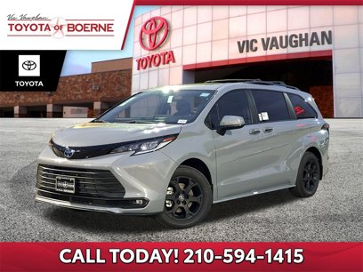 New 2025 Toyota Sienna XLE Woodland Edition