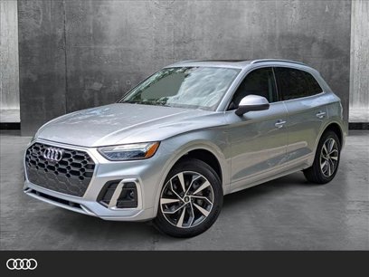 New 2025 Audi Q5 2.0T Premium Plus
