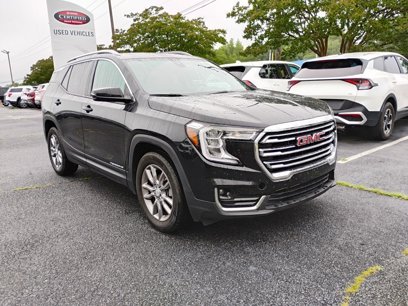Used 2024 GMC Terrain SLT