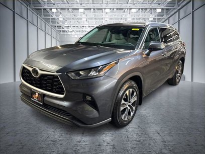 Certified 2020 Toyota Highlander XLE