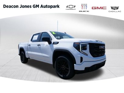 New 2025 GMC Sierra 1500 Pro w/ Graphite Edition
