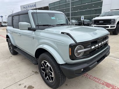 New 2024 Ford Bronco Outer Banks
