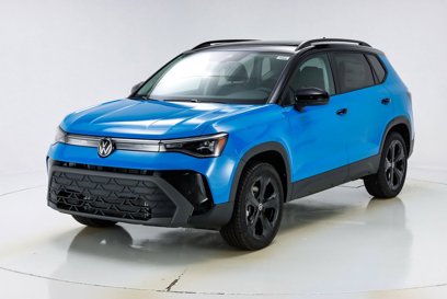 New 2025 Volkswagen Taos SE