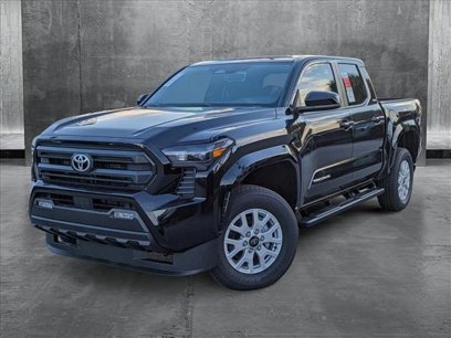 New 2024 Toyota Tacoma SR5