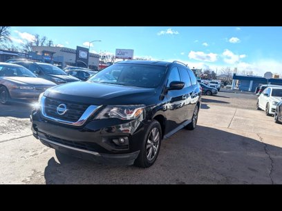 Used 2017 Nissan Pathfinder SV