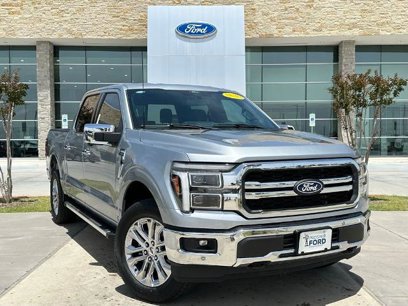 New 2025 Ford F150 Lariat w/ Equipment Group 501A Mid
