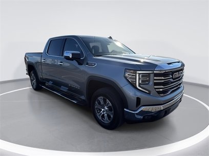 New 2025 GMC Sierra 1500 SLT w/ SLT Convenience Package