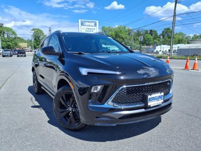 New 2025 Buick Encore GX Sport Touring w/ Comfort Package