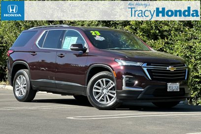 Used 2023 Chevrolet Traverse LT