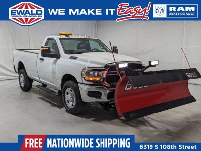 New 2024 RAM 2500 Tradesman w/ Chrome Appearance Group