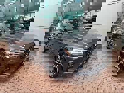 New 2024 Volvo S60 B5 Plus w/ Climate Package