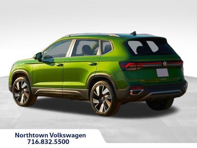 New 2025 Volkswagen Taos SE