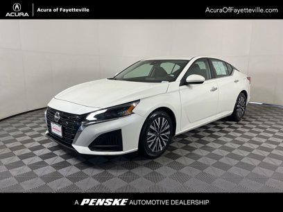 Used 2023 Nissan Altima 2.5 SV