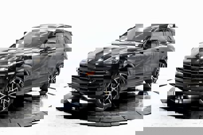 Certified 2022 Porsche Cayenne Platinum Edition