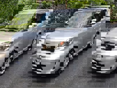 Used 2010 Scion xB