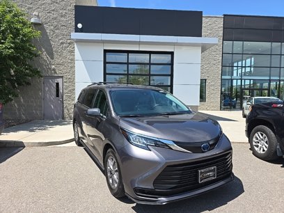 Used 2023 Toyota Sienna LE