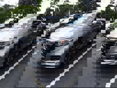 Used 2018 Honda Accord EX