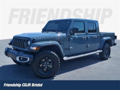 New 2025 Jeep Gladiator Sport