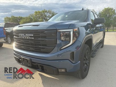 New 2026 GMC Sierra 1500 Elevation w/ LPO, Elevation Black Package