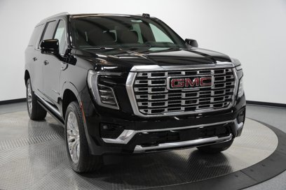 New 2025 GMC Yukon XL Denali w/ Sun & Power Step Package
