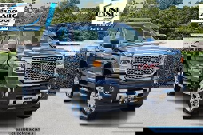 Used 2016 GMC Sierra 2500 Denali w/ Duramax Plus Package