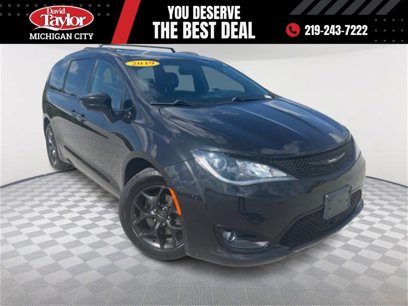 Used 2019 Chrysler Pacifica Touring-L Plus