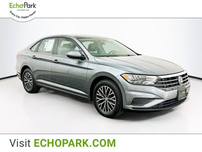 Used 2019 Volkswagen Jetta SE w/ Cold Weather Package