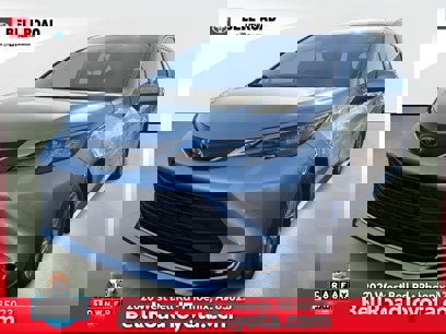 Certified 2024 Toyota Sienna XLE